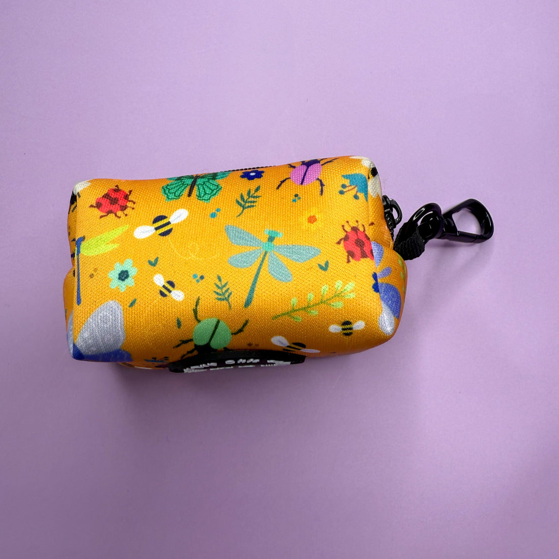 Summer Buzzin’ Poo Bag Holder | Shop Brit | UK Pet Shop | Animals & Pet Supplies