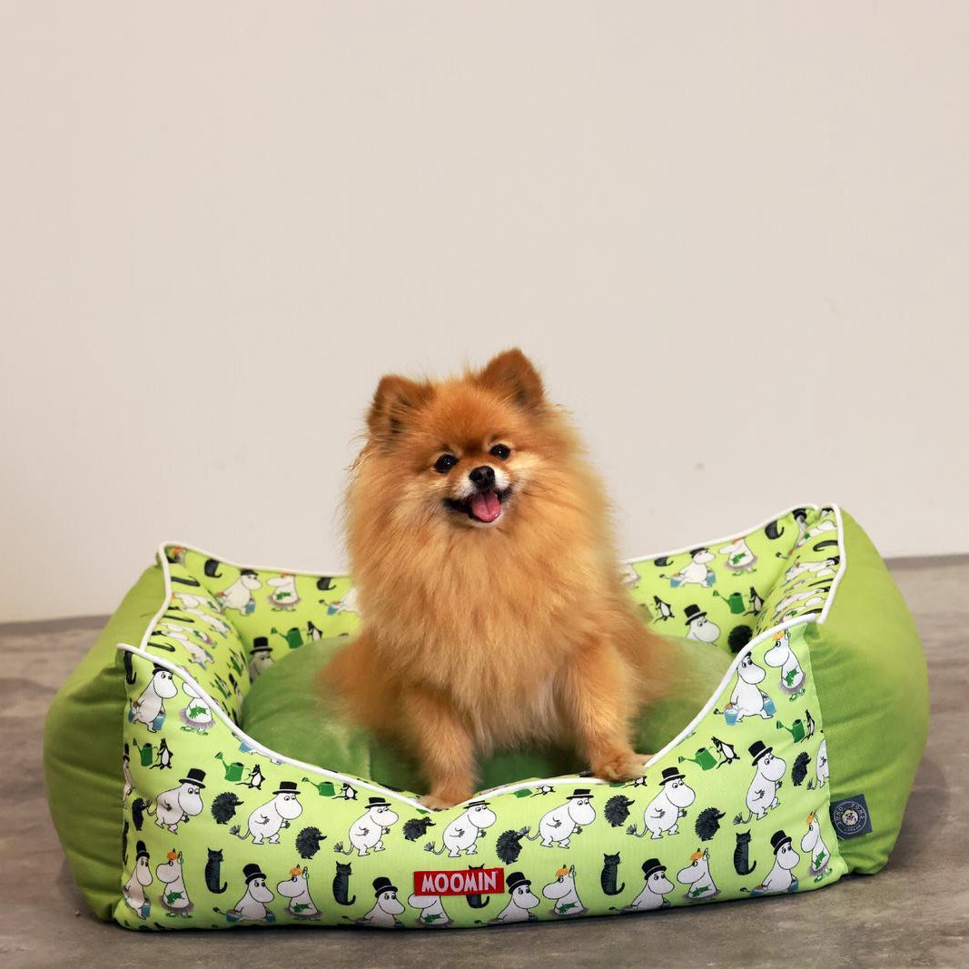 Moomins Green Leaves Bed by SohoPoms | Shop Brit | UK Pet Shop | Dog Beds