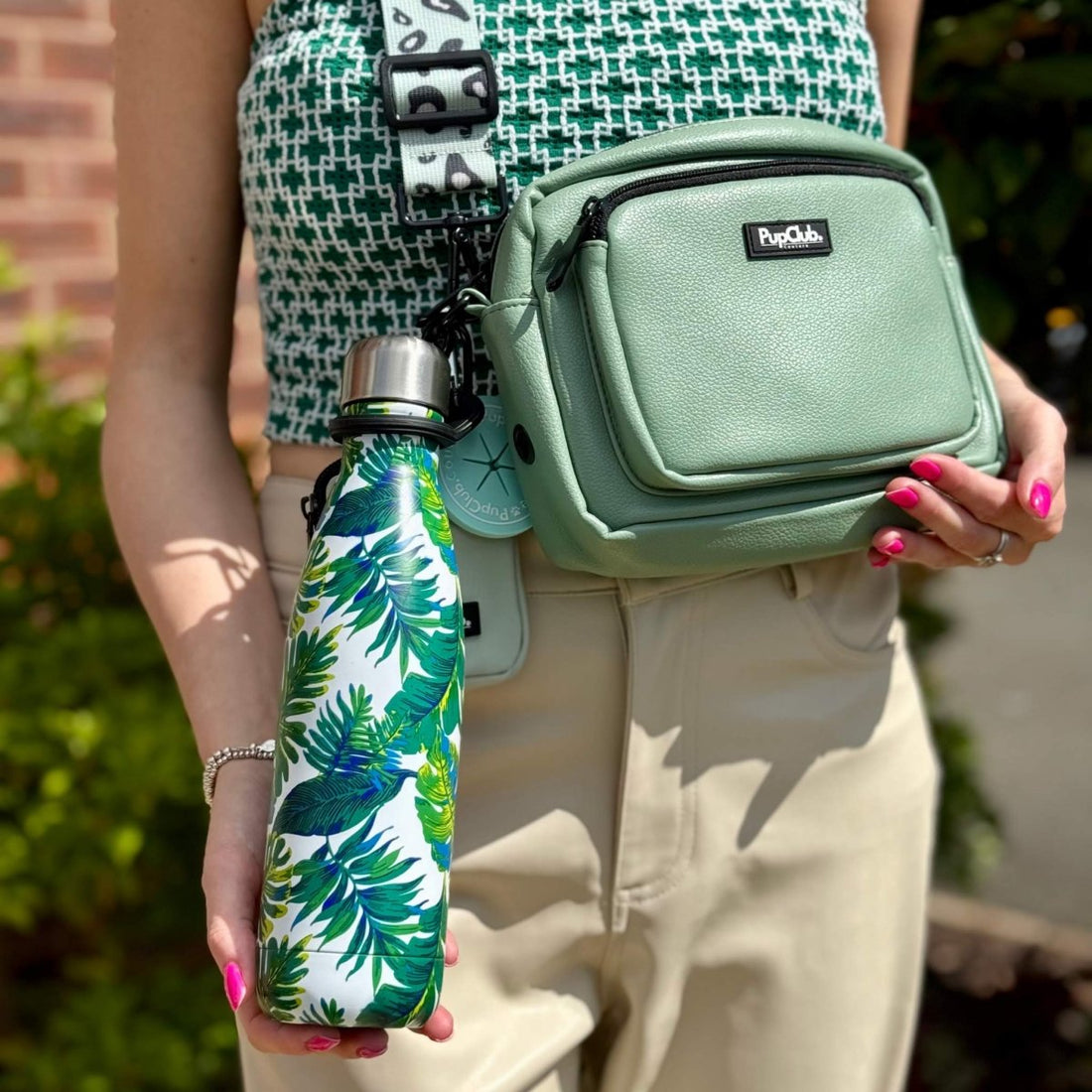 Water Bottle Clip & Holder | Shop Brit | UK Pet Shop | Water Bottle Holder Clip